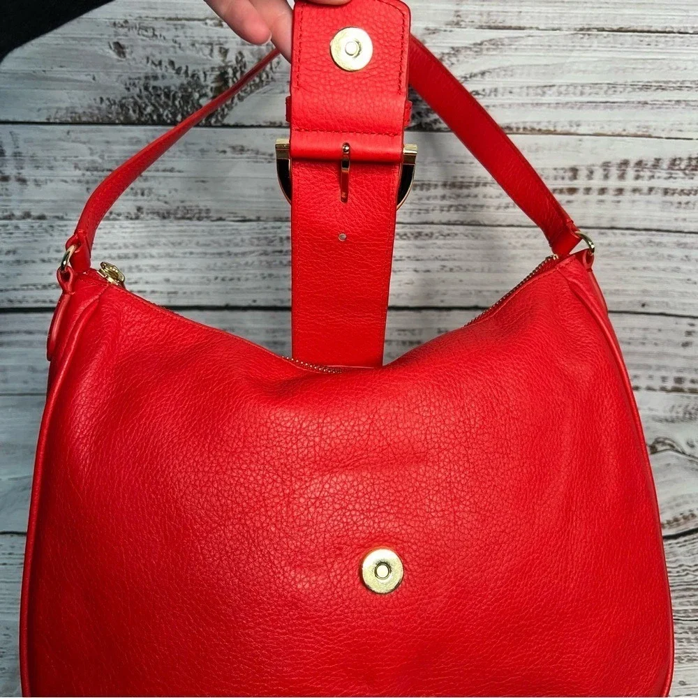 Talbots Soft Pebbled Leather Hobo Bag Red‎ Buckle Strap
